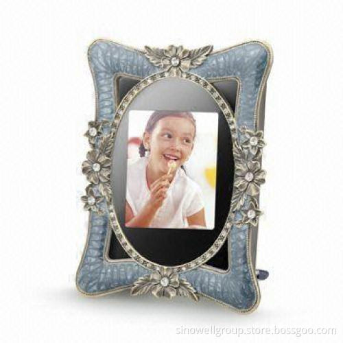 3.5-inch HD Digital Photo Frame with Calendar, 9 Folders for Systematic Sorting of Images